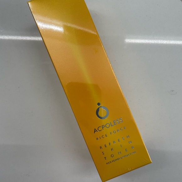 Rice Force ACPOLESS Refresh Skin Toner - Picture 2 of 3